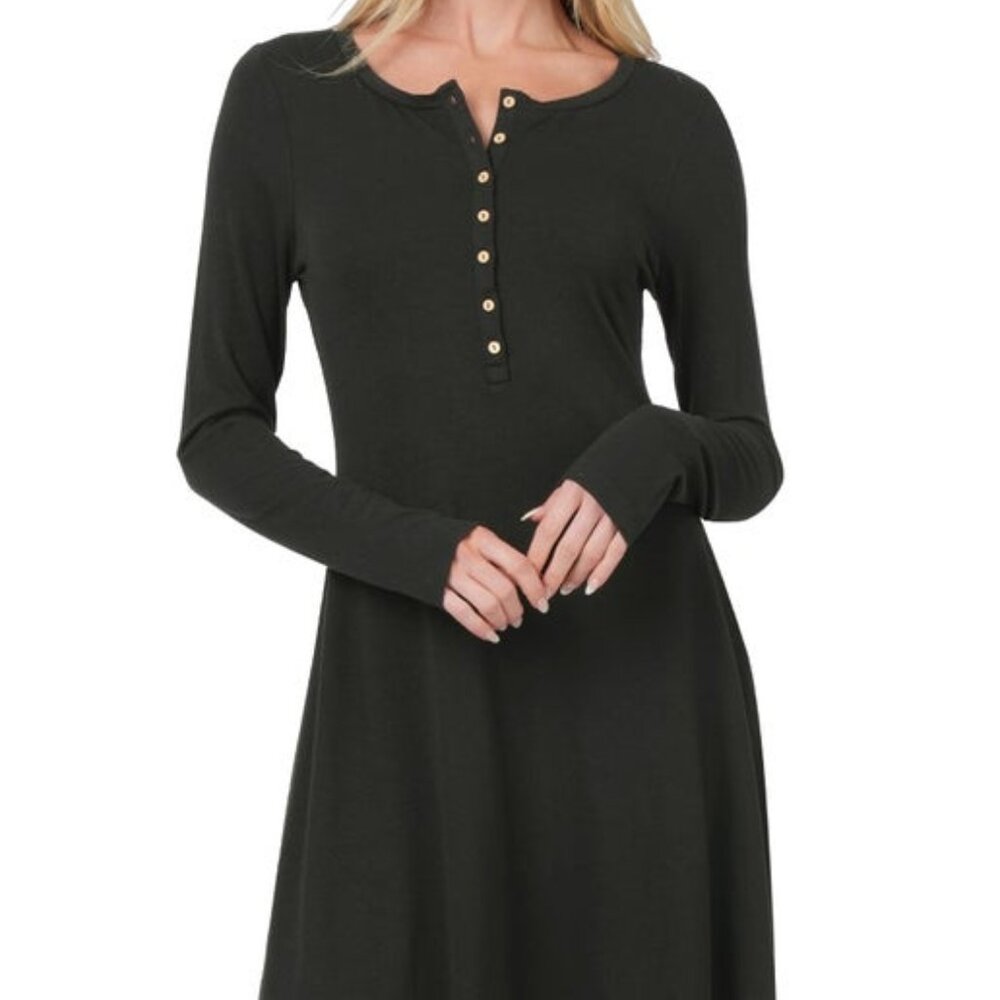 Zenana Size S Black Long Sleeve Button Down Dress Just Above the Knee